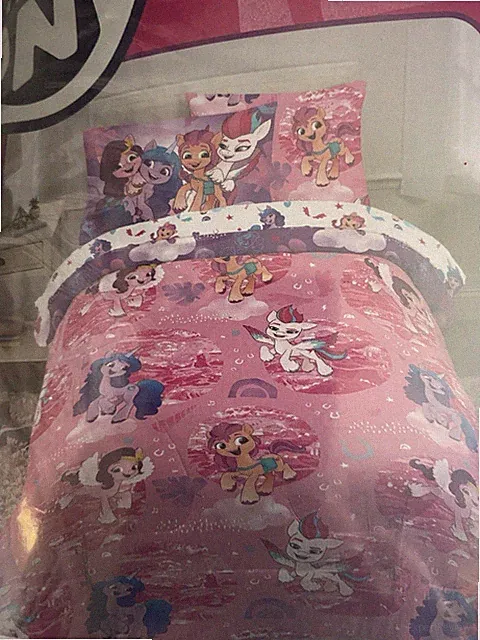 Franco My Little Pony "Friendship & Ponies" Kids Reversible Bed Set 7 Piece