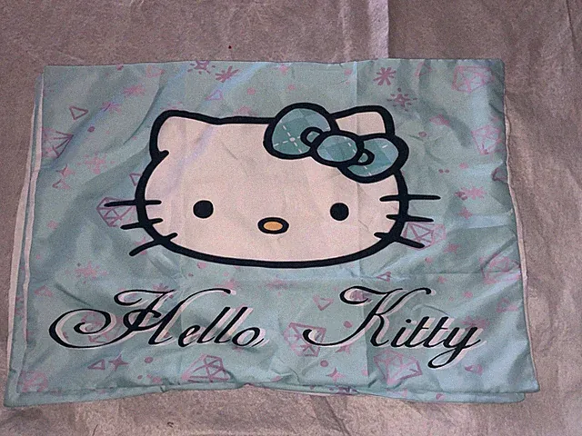 Jay FRANCO Hello Kitty Duvet Set Full Size 1 Duvet, 2 Pillow Cases