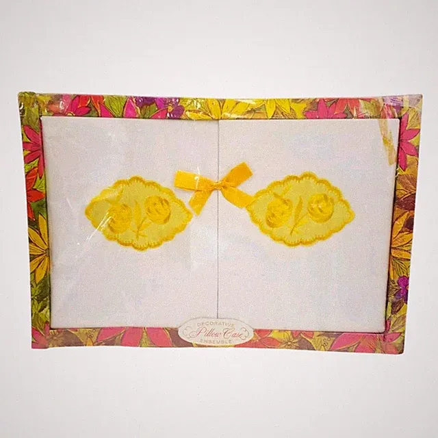 Vintage Jay Franco & Sons Embroidered Cotton Pillowcase Set Yellow Rose USA New